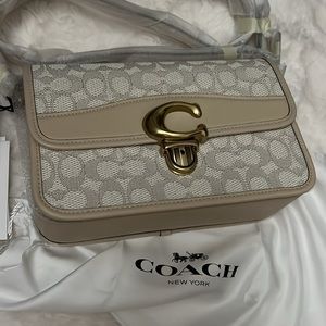 💕 Coach Studio Shoulder Bag In Signature Jacquard in Brass/Chalk Ivory